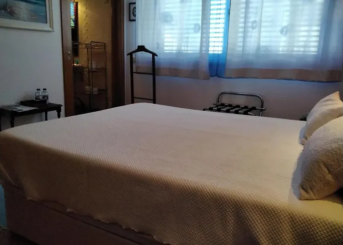 Manta Rota Beach, Bed & Breakfast In A Villa,Privat Pool